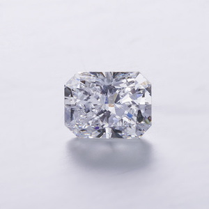 Diamant cultivé en laboratoire Radiant Cut 1.0ct E VVS CVD avec IGI