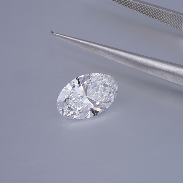 Diamant cultivé en laboratoire ovale Cut 0.5ct 1.0ct VVS HPHT avec IGI