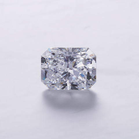 Diamant cultivé en laboratoire Radiant Cut 1.0ct E VVS CVD avec IGI