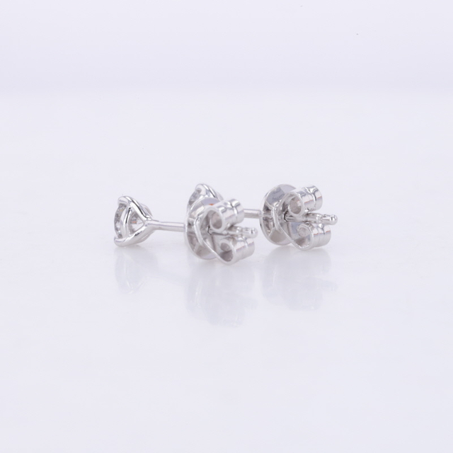 Boucles d'oreilles à tige en or platine 0,3 ct TW HPHT avec diamants cultivés en laboratoire 